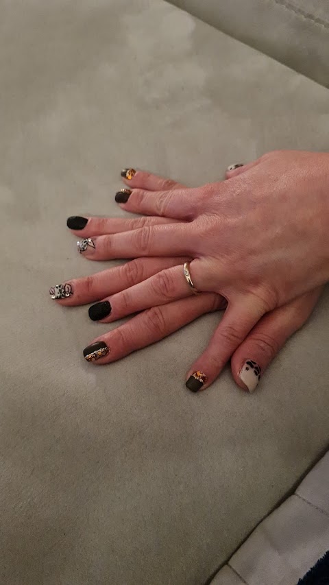 C & C Nail Style