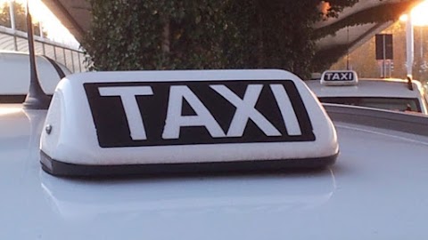 Servizio taxi h24 mugnano di Napoli