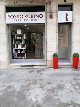 Parrucchiere Rosso Rubino Di Patrizia Russo