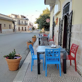 Papizza Pizzeria posti all.aperto grande parcheggio