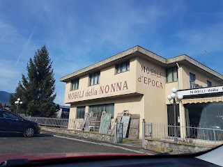 Mobili Della Nonna Soc. Monella Snc