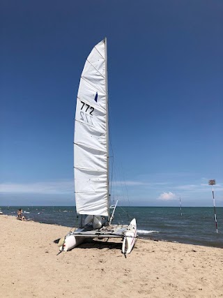 circolo velico verde e blu