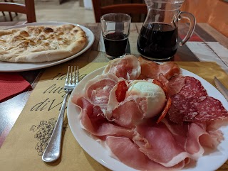 Nella Vecchia Pizzeria del Nonno