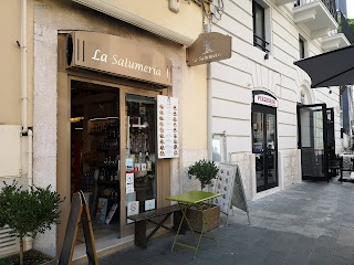 La Salumeria