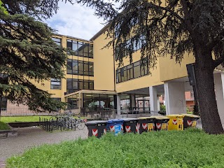 Liceo Scientifico Statale Albert Bruce Sabin via Matteotti (BO)