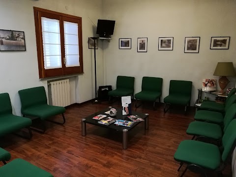 Dott. Nastro Siniscalchi Riccardo Studio Dentistico