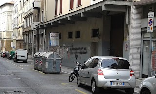 via dei Piccardi 66 (teatro Pellico)