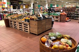 Tuš supermarket Kozina