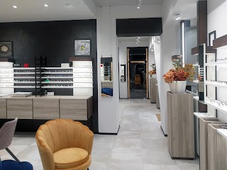 WINGS - ARREDAMENTO PER NEGOZI OTTICA - GIOIELLERIA - ARREDAMENTO D'INTERNI