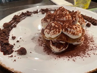 Scarlett Pizza & Tiramisù - Pontedera