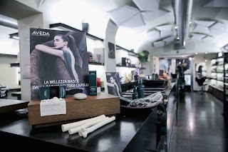 Contrasto AVEDA Life Style Salon & SPA