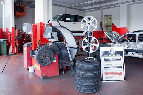 DM Tyre Service Pneumatici L'Aquila Vendita Riparazione Pneumatici Gomme Termiche Auto