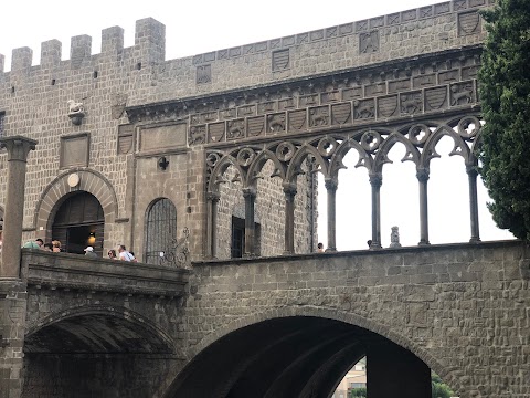 Visitare la Tuscia - guida turistica abilitata per Viterbo e Roma - Marco Zanardi