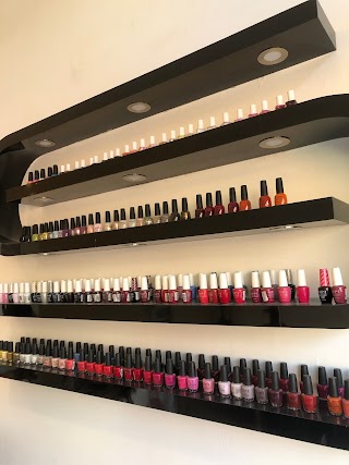 Nail studio