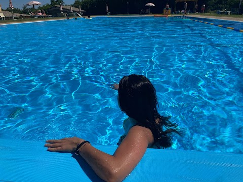 Piscina Tenuta di Campolungo-Orizzonte Blu