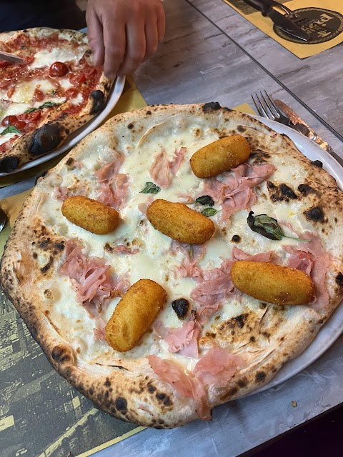 Napoli Pizza Dock