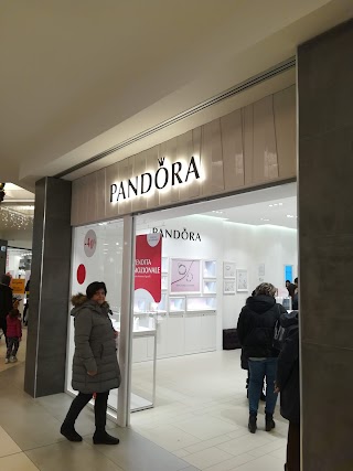 Pandora Concept Store