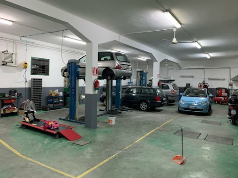 A M Officina Riparazioni Auto di Prestigiacomo Gaetano e Fasiello Fabio SNC