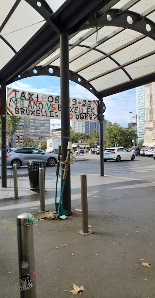 Milan Railway Station Official Taxi Stand