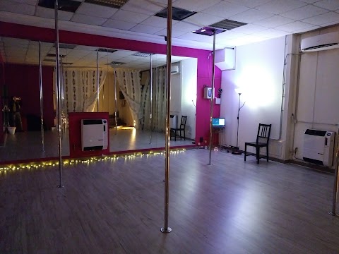 Scuola Pole Dance Etc. Parma