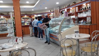 Bar Pasticceria Gelateria F.lli Fama' Srl