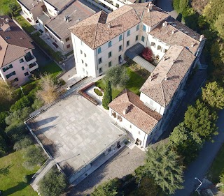 Scuola C. Perucci