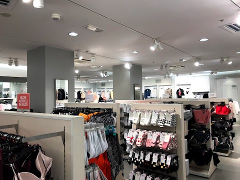 H&M