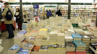 LaFeltrinelli Librerie