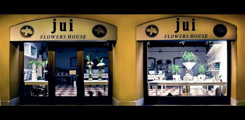 JUI Flowers House