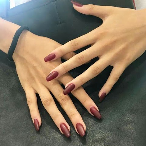 ManiCure Nails Salon