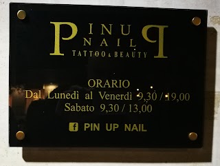 Pin Up Nail Di Paola Ceccarelli Roma