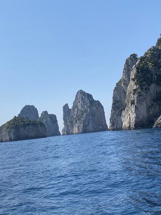 AirOne Boat Rental Noleggio Barche e Gommoni Escursioni in barca Capri Positano Amalfi