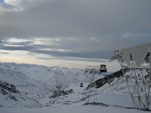 SPORT 2000 ESKIADOR - Location ski Val Thorens - Ski rental