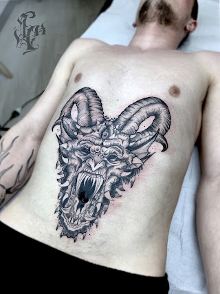 BLACK FOX Tattoo Studio di Johnny Carrara