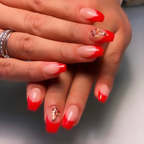 Divine Nails And Beauty