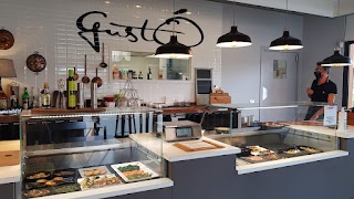 Gastronomia GUSTÓ Bistrot