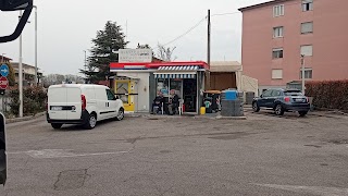 Stazione di Servizio Esso