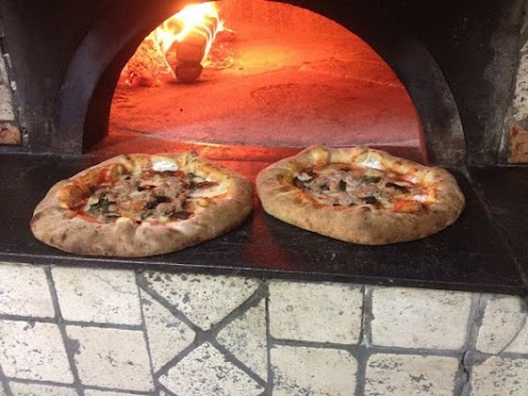 Pizzeria Del Corso Di Vasca Addolorata