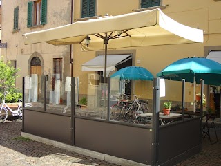 A Table in Tuscany