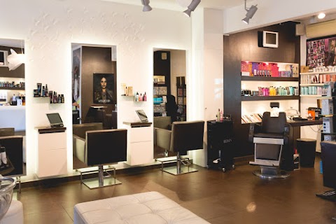 N.I. Hairdressing di Iovine Nicola - Salone di bellezza e Parrucchiere a Chiavari