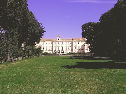 Università degli Studi di Napoli Federico II Dipartimento di Economia e Politica Agraria - Biblioteca