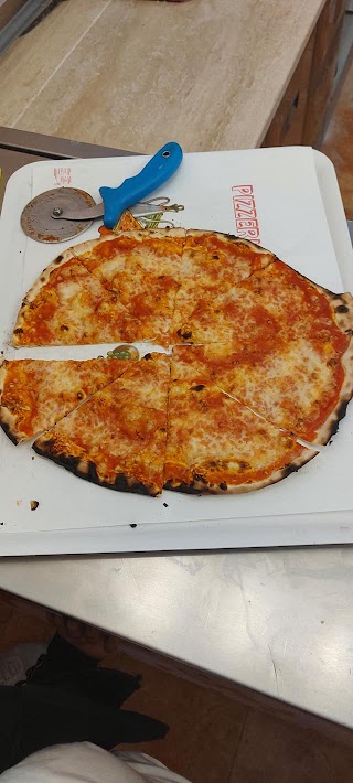 Megapizza