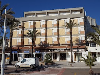 Hotel Sacco