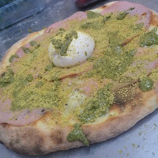 Pizza in piazza da Zinna