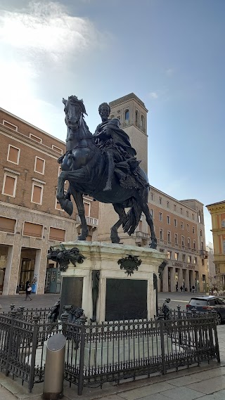 Piazza dei Cavalli