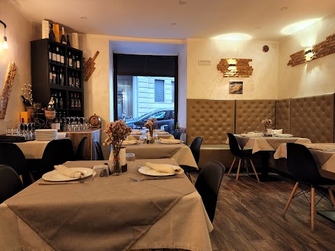 28 Posti Bistrot con Gusto Napoli