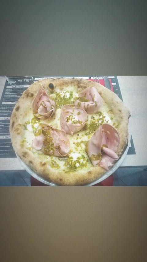 Fatte Na Pizza