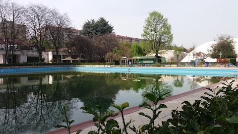 Piscina all'aperto