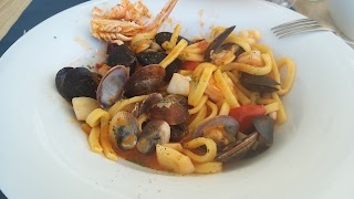 Gente di Mare Trattoria | Cucina di Pesce a Taranto