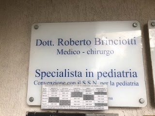 Dott. Roberto Brinciotti Medico-Chirurgo SPECIALISTA IN PIEDIATRIA